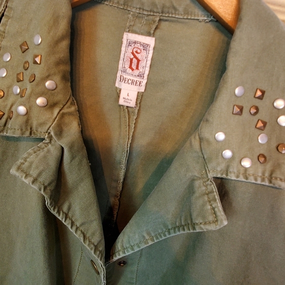 Decree Studded Utility Jacket - Picture 3 of 4